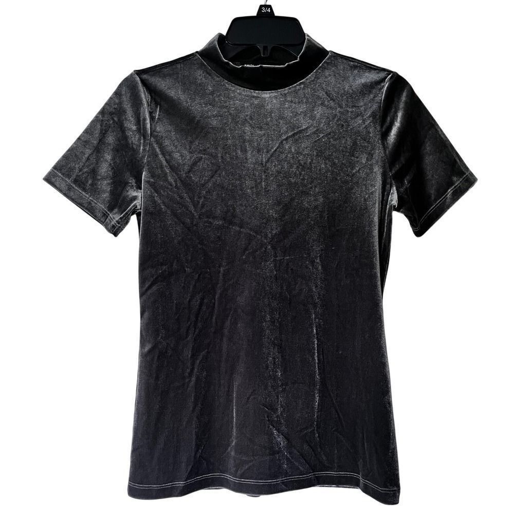 White House Black Market XS Velvet Mock Neck Short Sleeve‎ Blouse